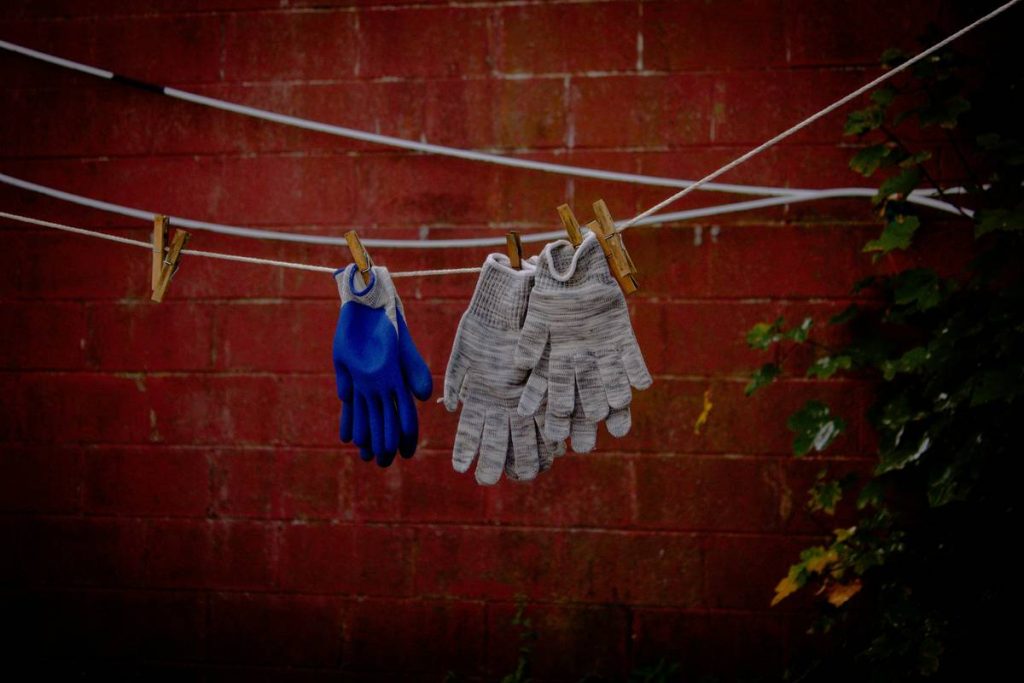 How to Clean Reusable Cleaning Gloves: 7 Proven Tips to Avoid Costly Mistakes